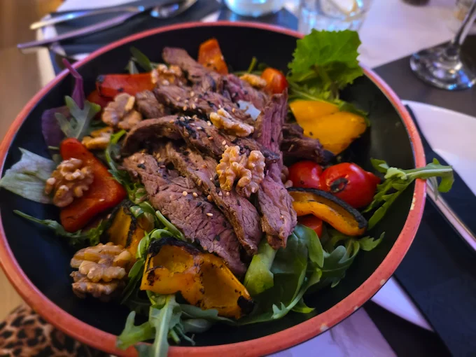 Beef and roasted veg salad